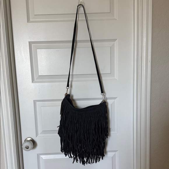 New Bayside84 Premium Italian Suede Fringe Crossbody Bag - Picture 8 of 9